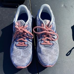 Brooks Adrenaline 21
